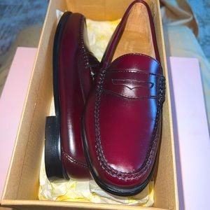 G.H. Bass Originals
Women's Whitney Bax Loafer Flats (NIB)